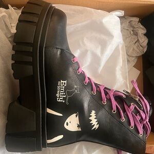 Black Combat Boots with purple Laces